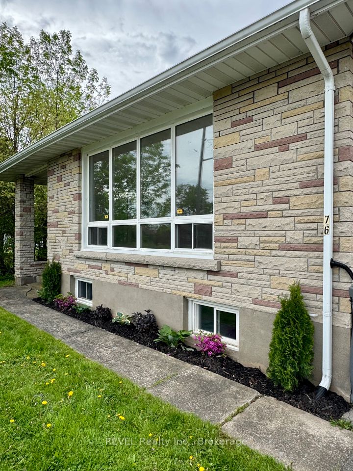 76 Lavinia Street, Fort Erie, ON L2A 2C8