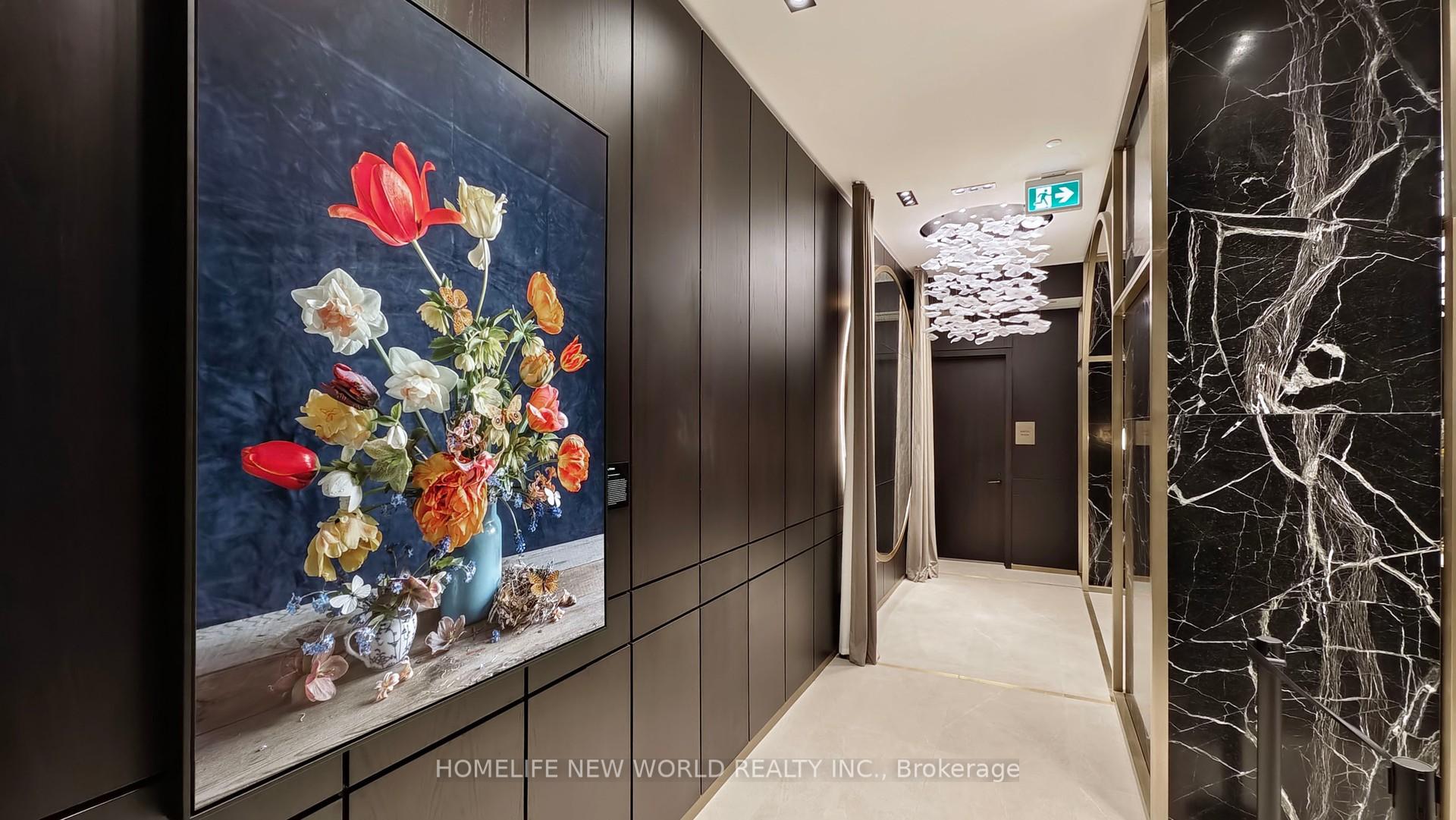 2 Bedrooms Condo at 771 Yonge, Toronto For sale