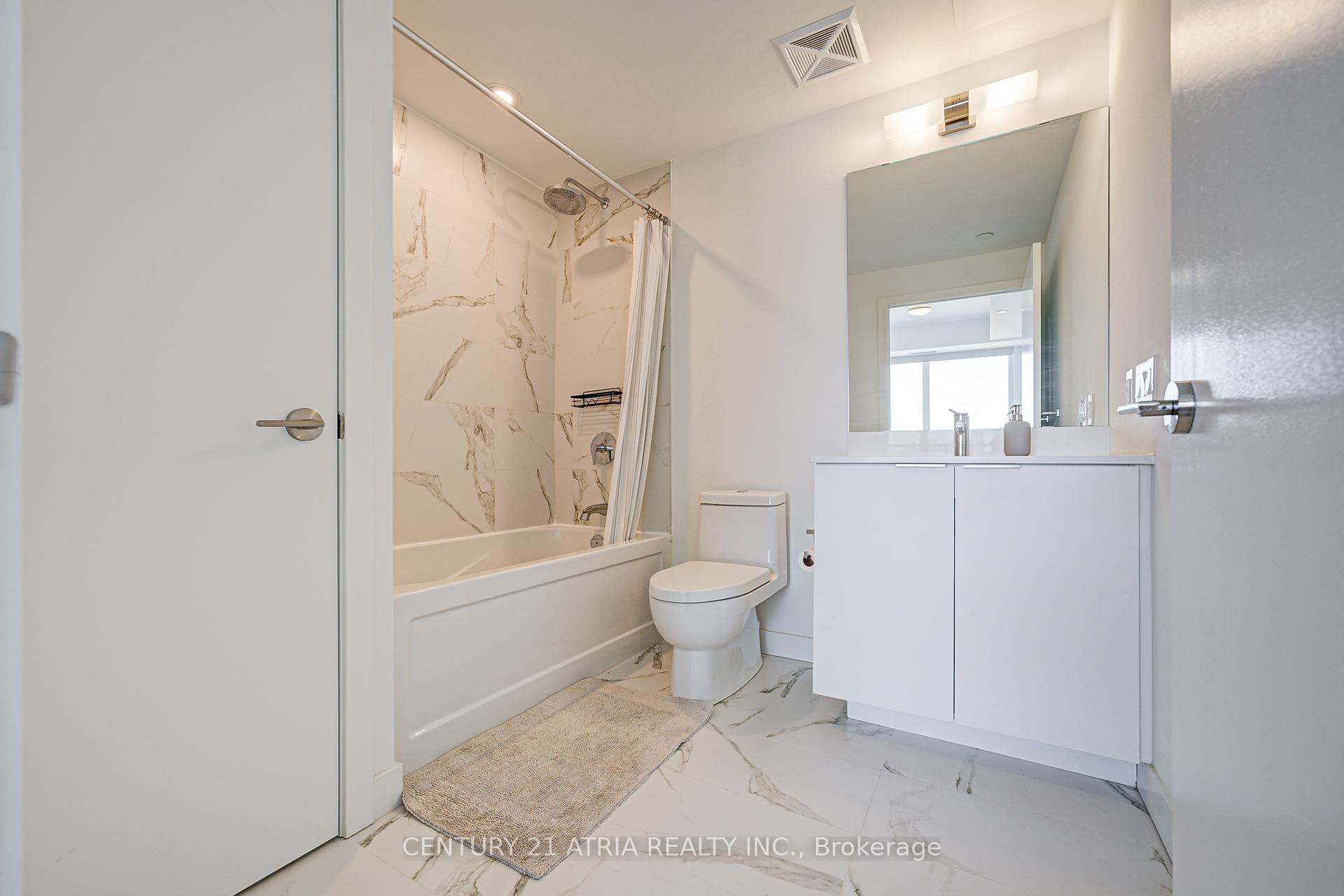 3 Bedrooms Condo at 7 Golden Lion, Toronto For sale