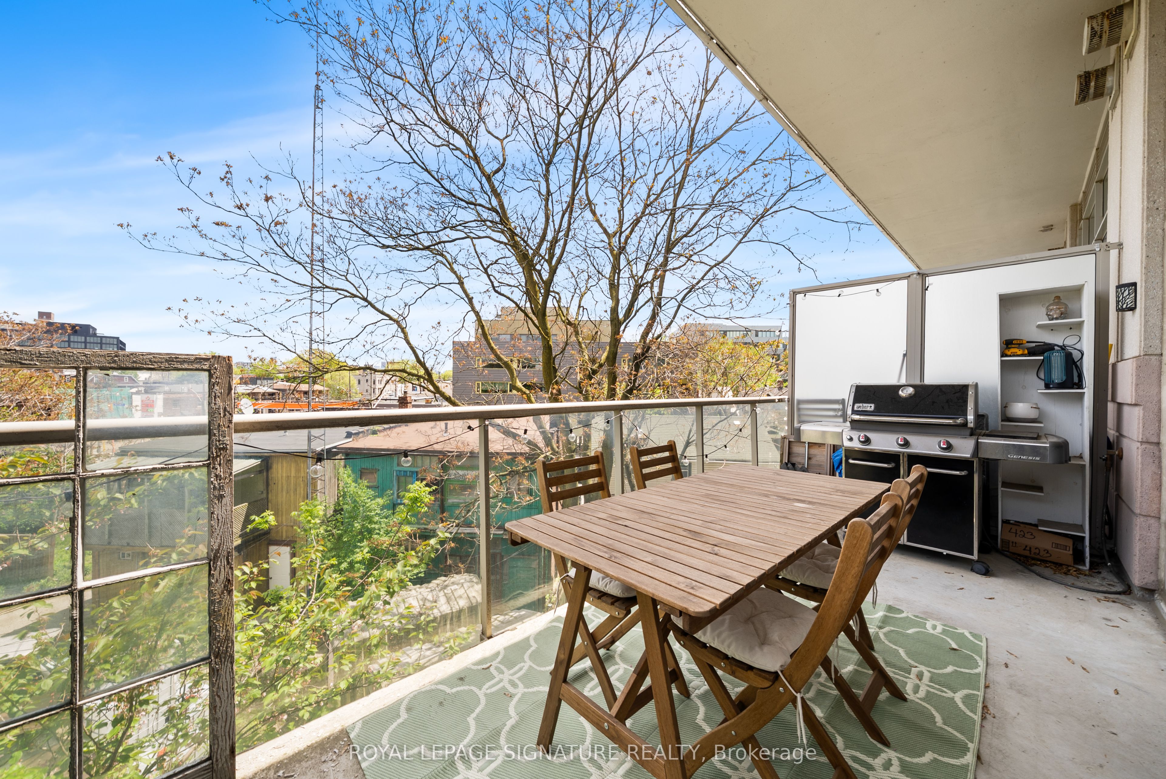 437 Roncesvalles Avenue, #423