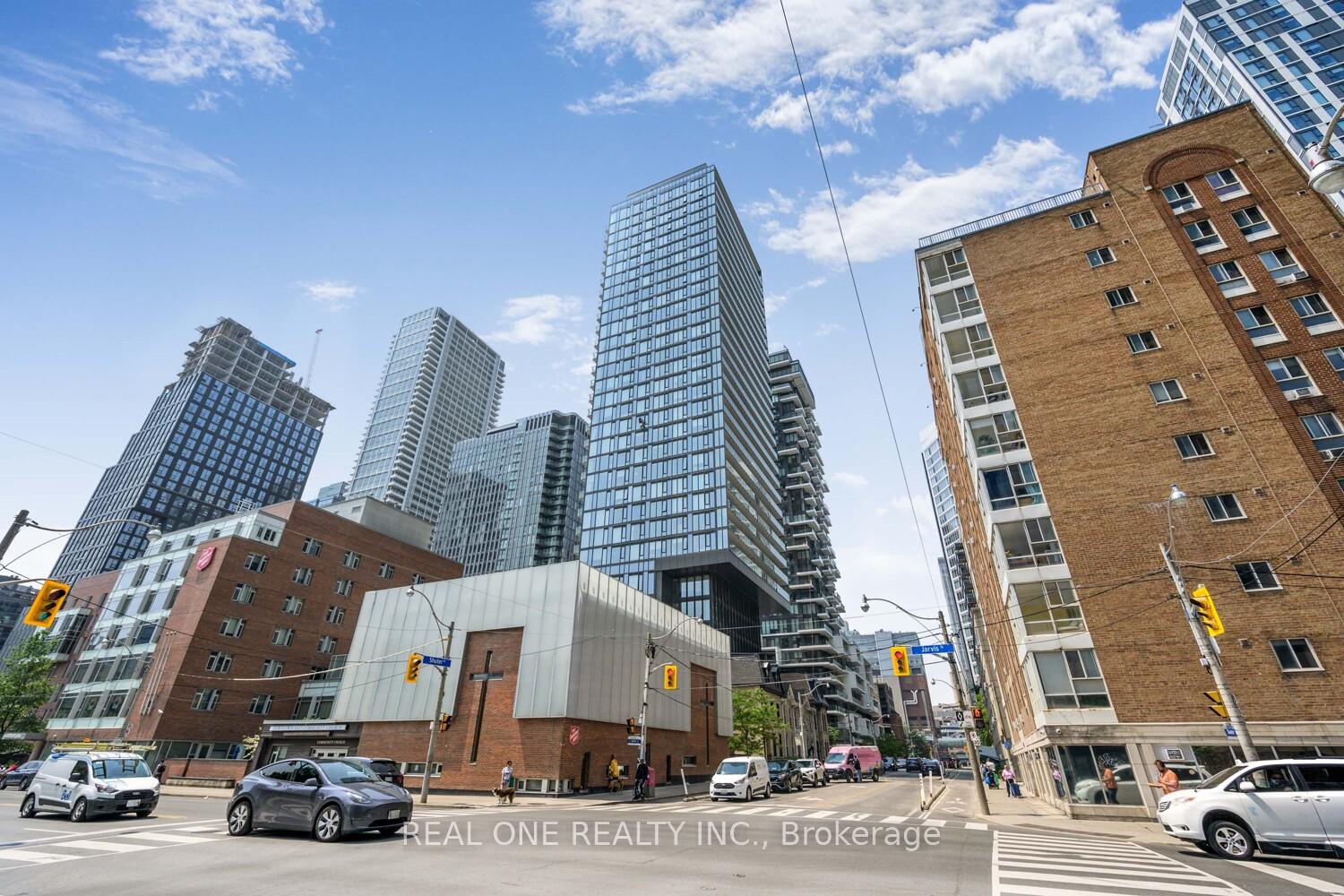 2 Bedrooms Condo at 47 Mutual, Toronto For sale