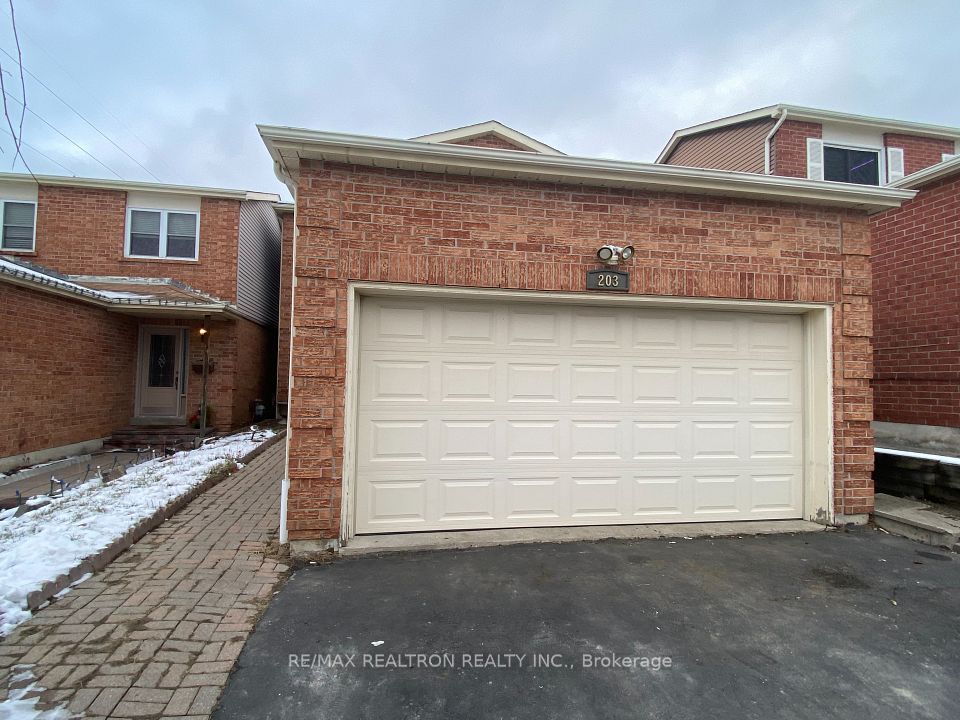 203 Glen Hill
