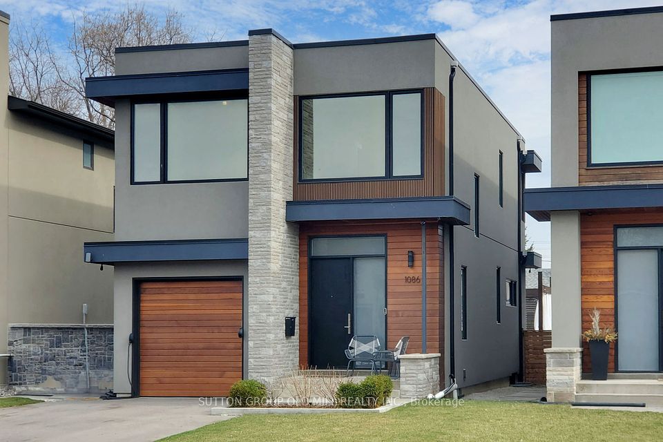 1086 Gardner