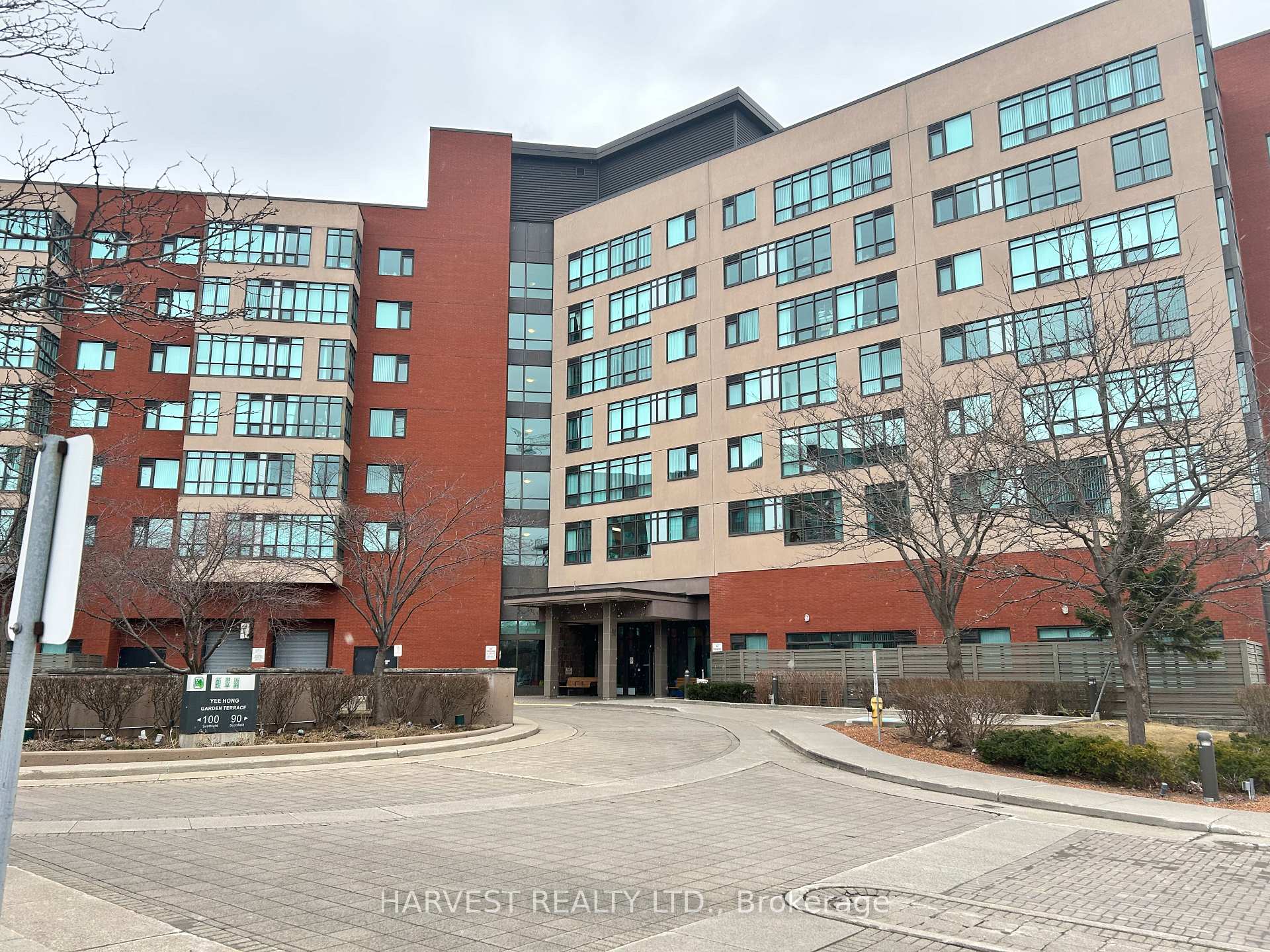 1 Bedroom Condo at 90 SCOTTFIELD,  Toronto For sale