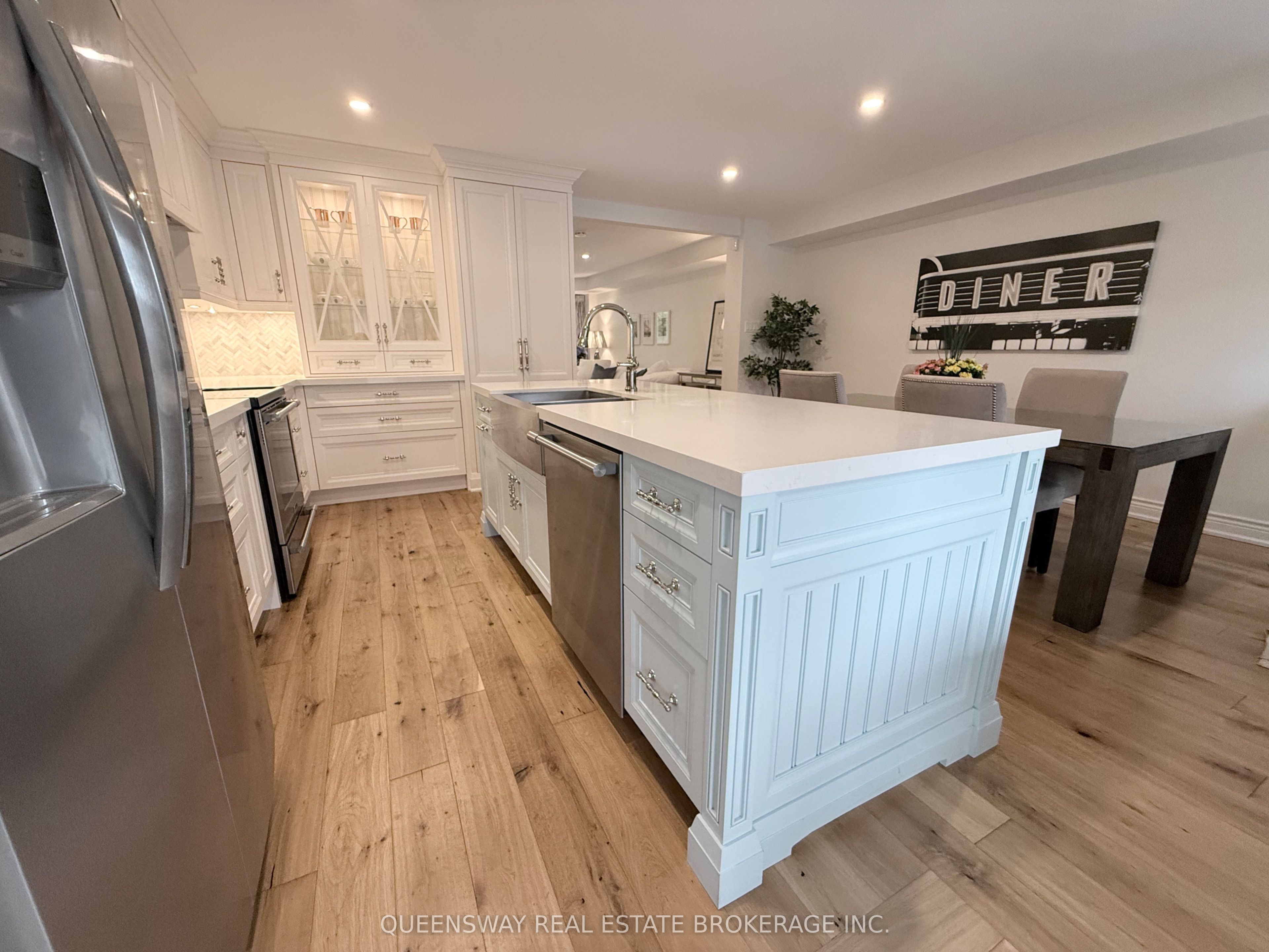 82 Roxton Road