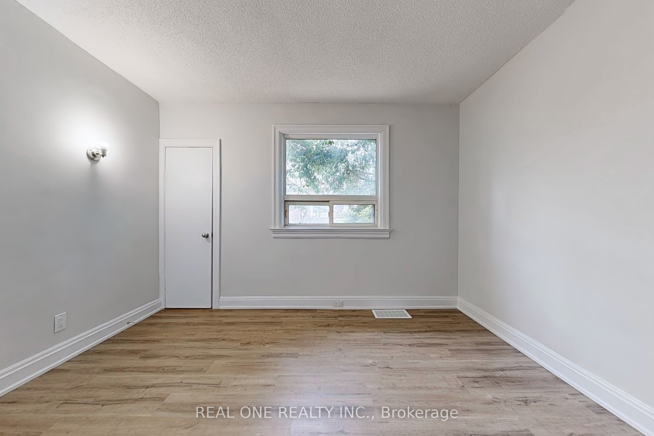 136 Gibb Street