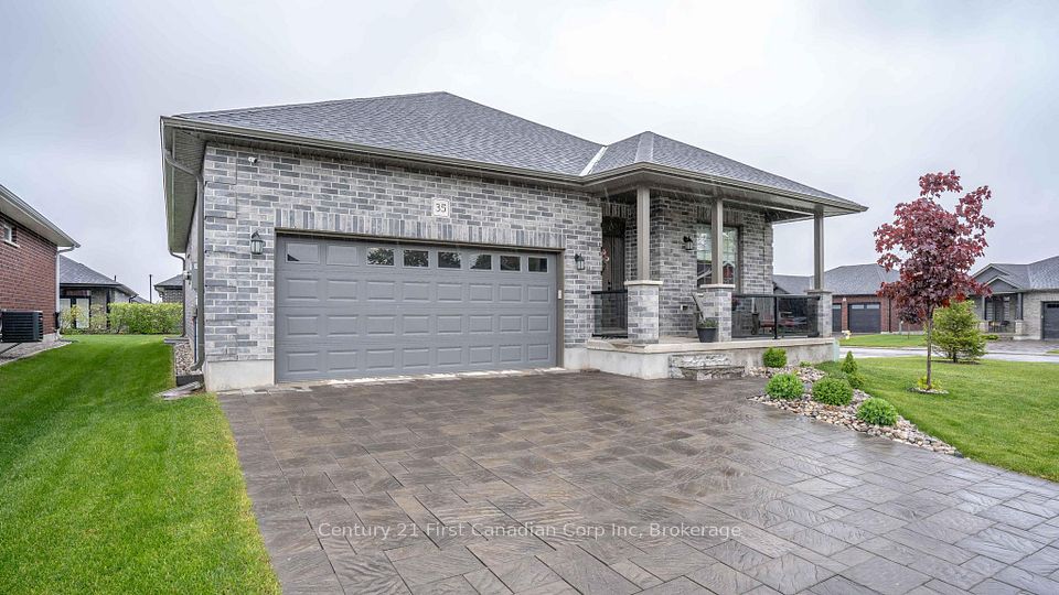 #35 - 121 Robin Ridge Drive, Central Elgin, ON L0L 1B0