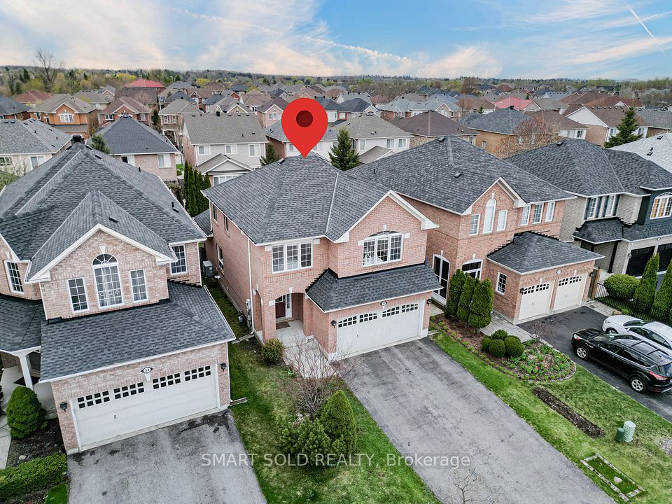31 Fitzwilliam Avenue, Richmond Hill, ON L4E 4N8