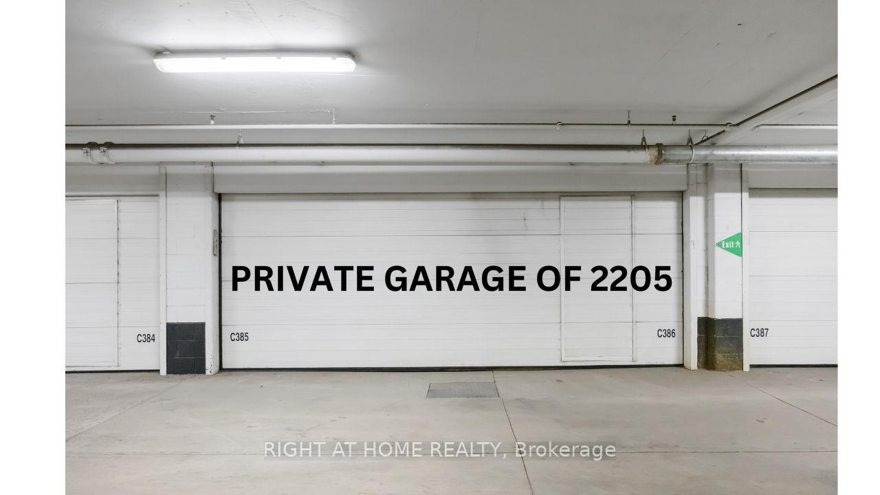 3 Bedrooms Condo at 90 Park Lawn, Toronto For sale
