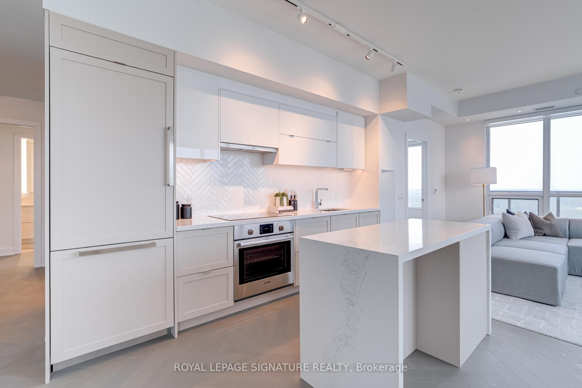 4 Bedrooms Condo at 2 Teagarden, Toronto For sale