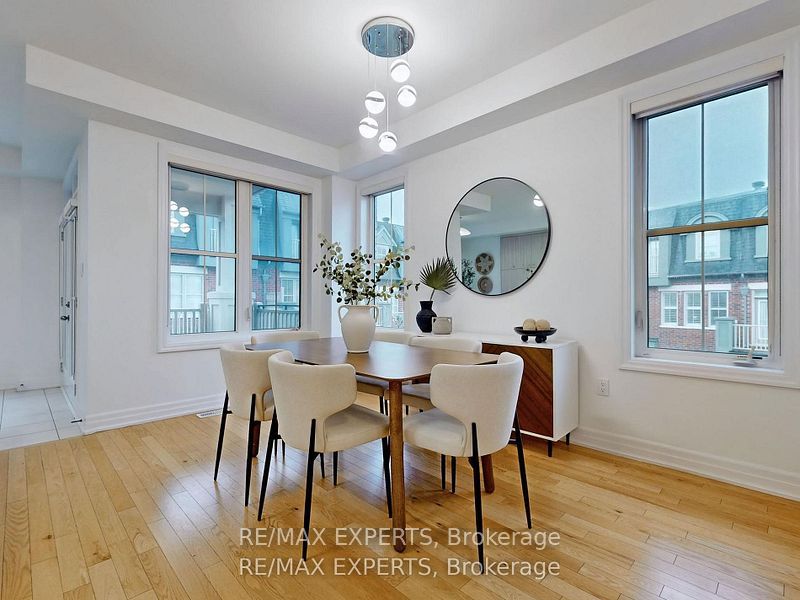 5 Amherst Circle