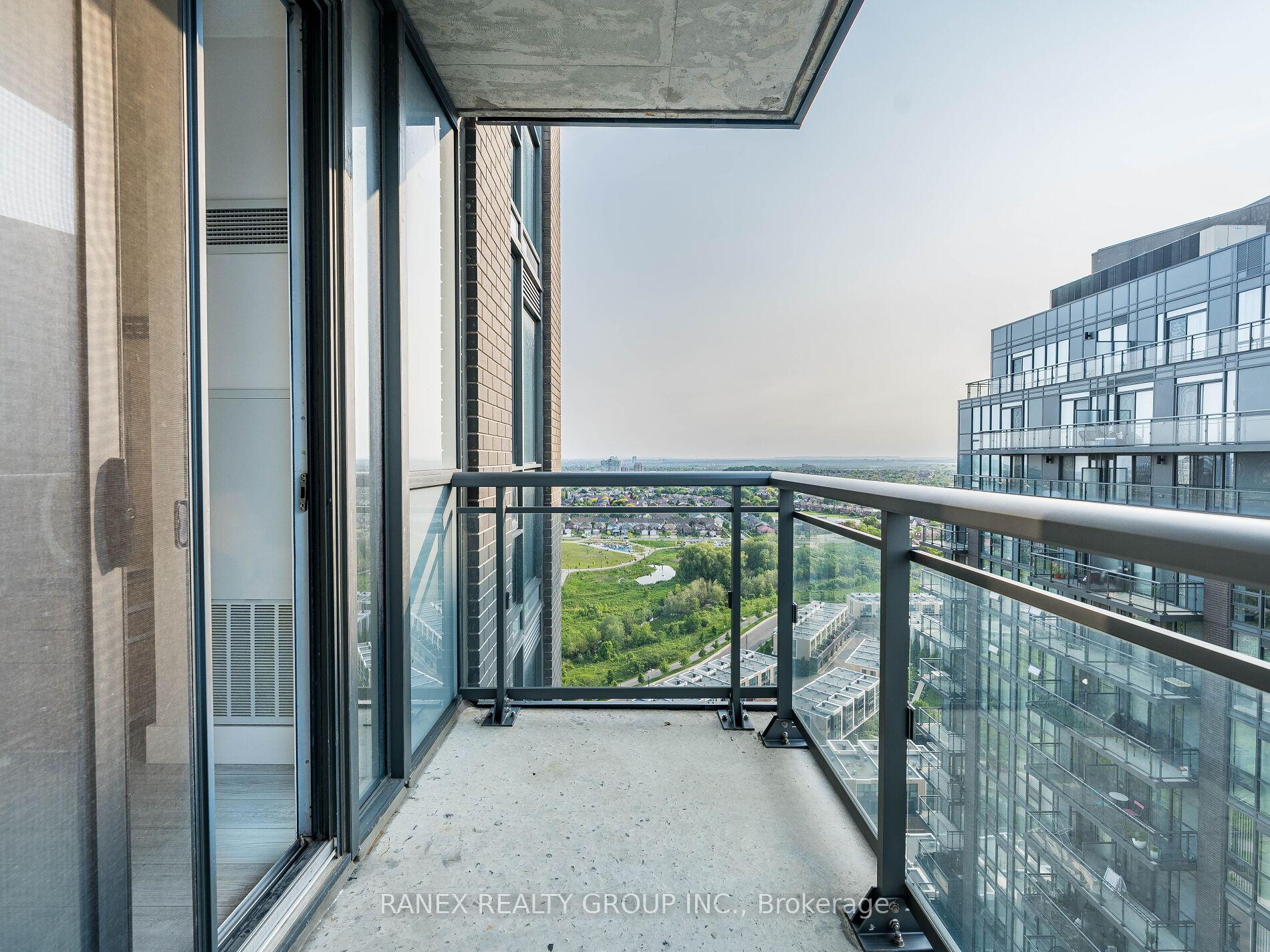 2 Bedrooms Condo at 5025 Four Springs, Mississauga For sale