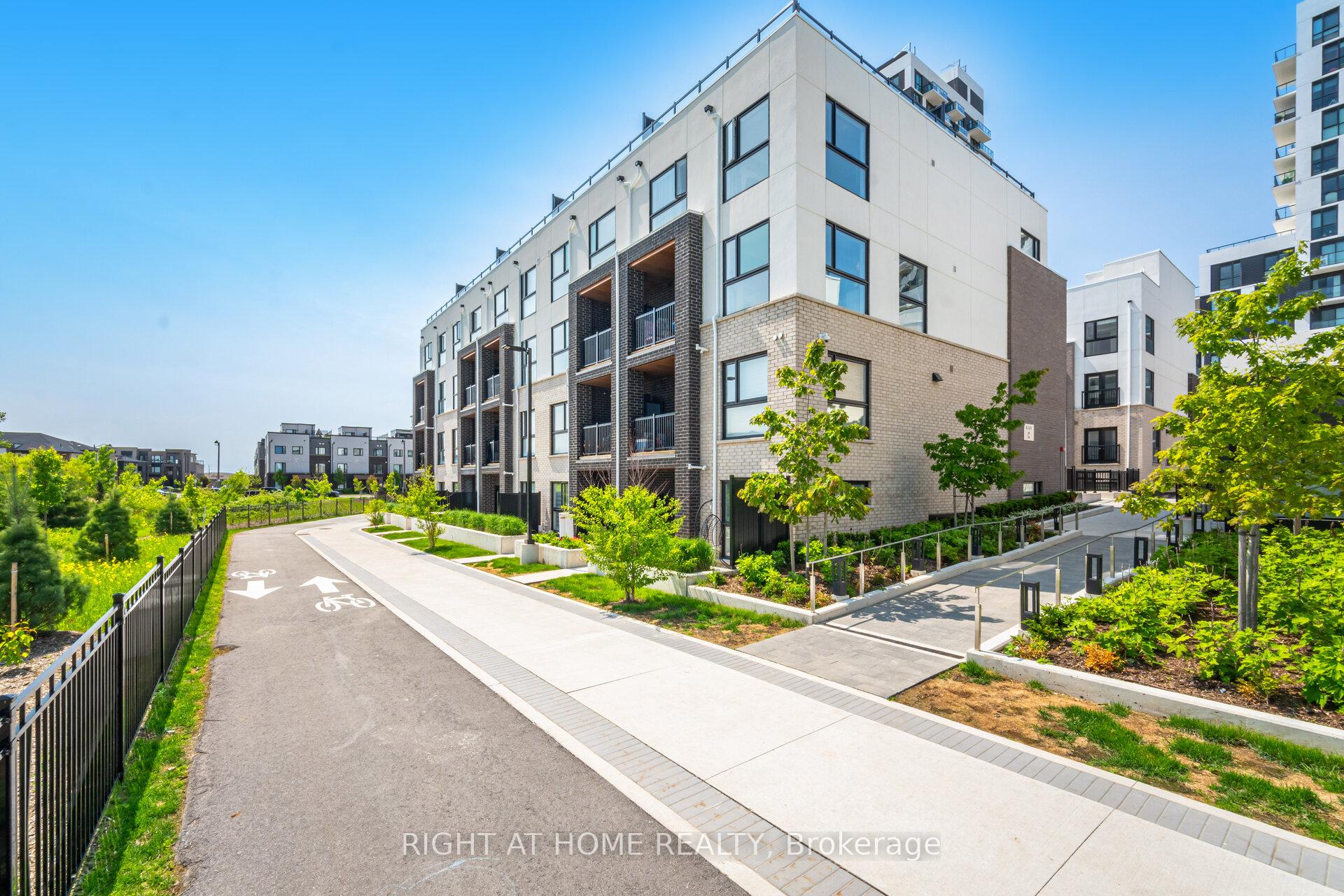2 Bedrooms Condo at 349 Wheat Boom, Oakville For sale