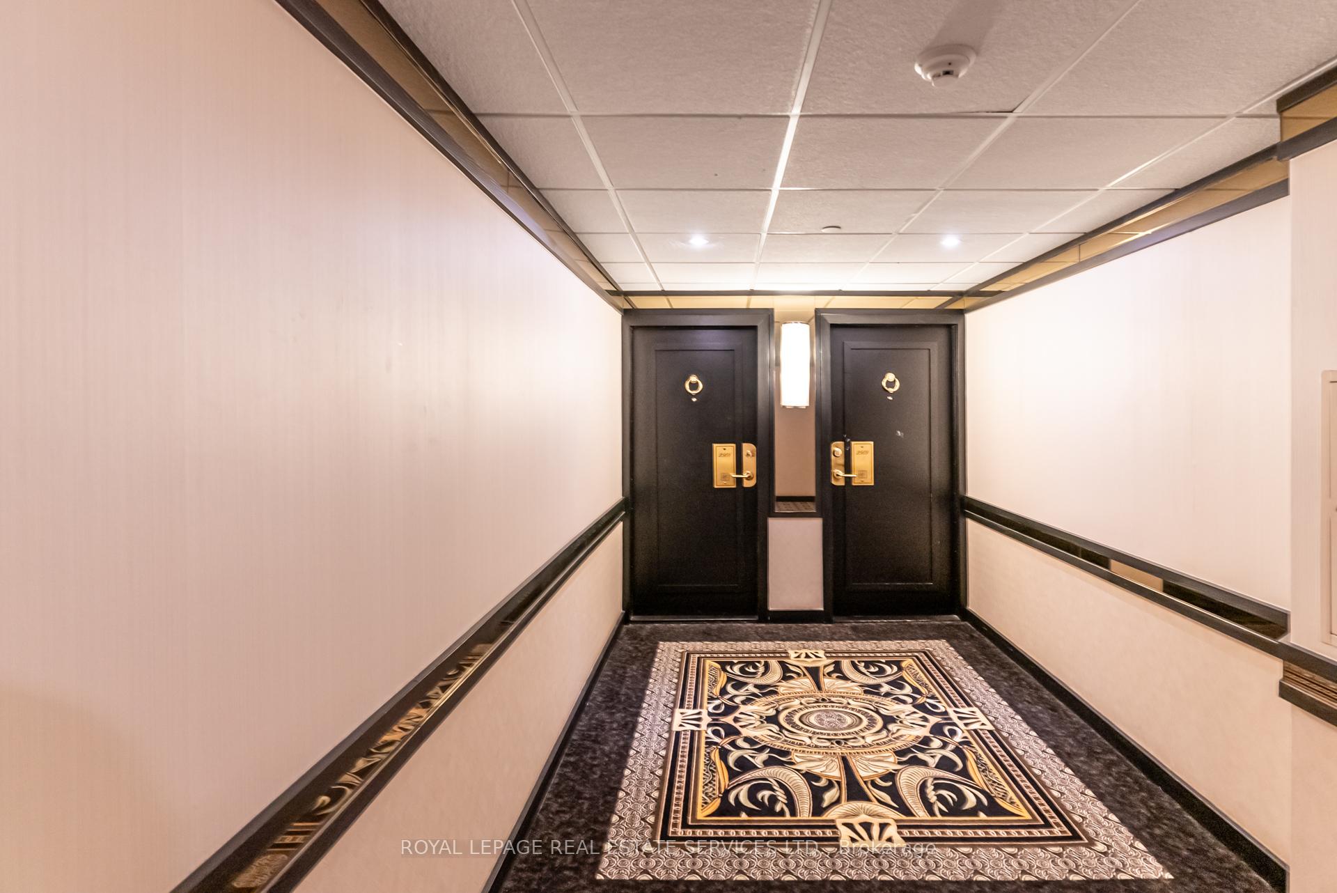 2 Bedrooms Condo at 2045 Lake Shore, Toronto For sale