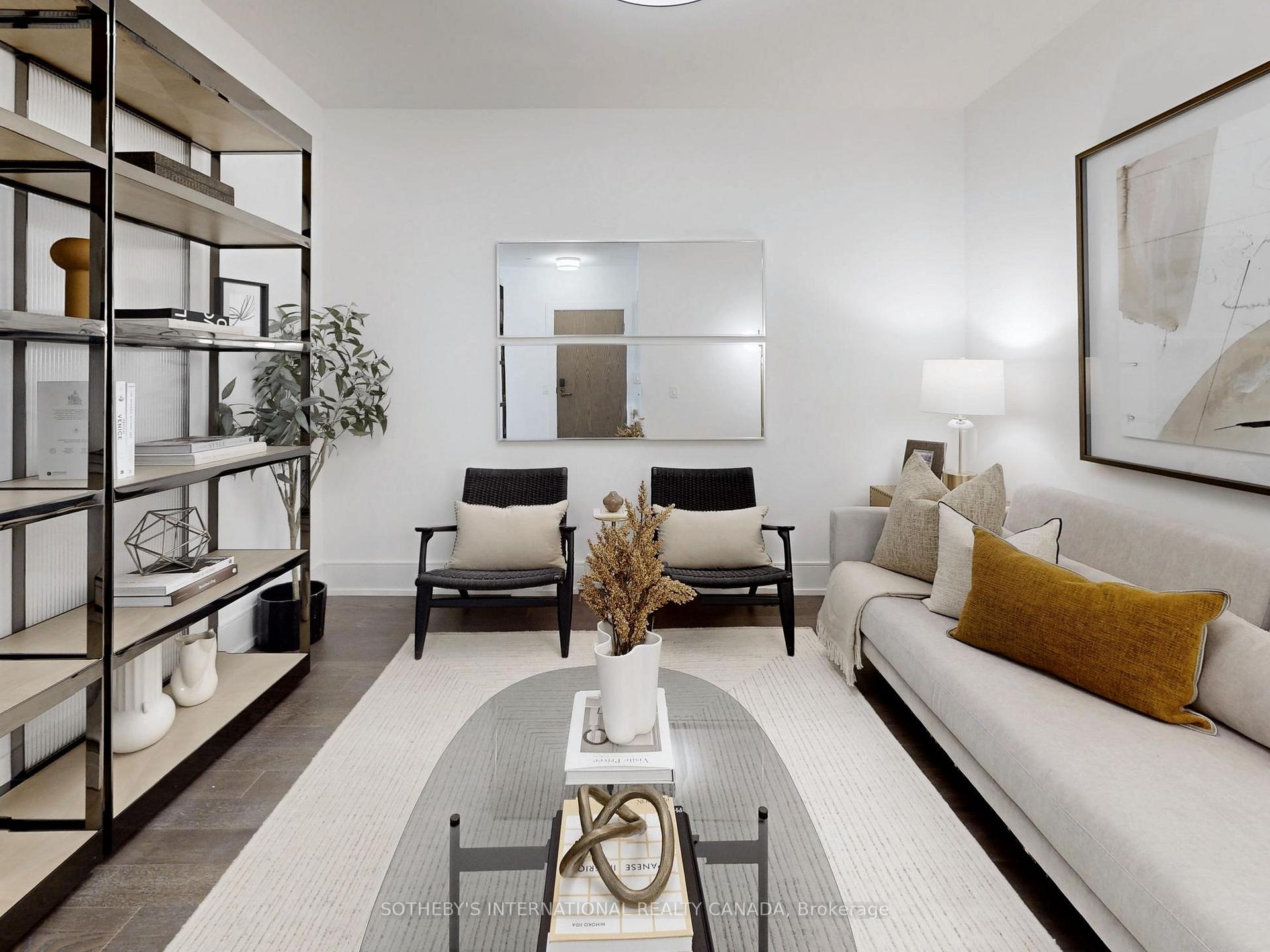 3 Bedrooms Condo at 30 Inn On the Park, Toronto For sale