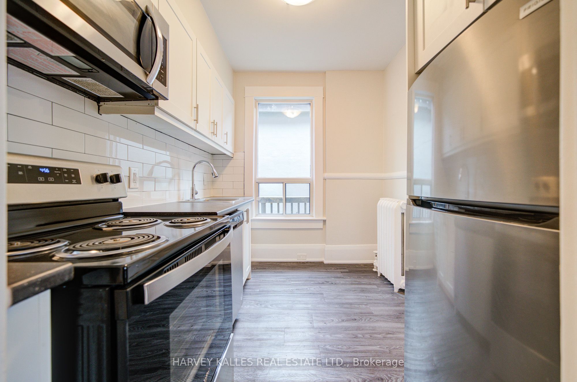 1074 St Clair Avenue W 2
