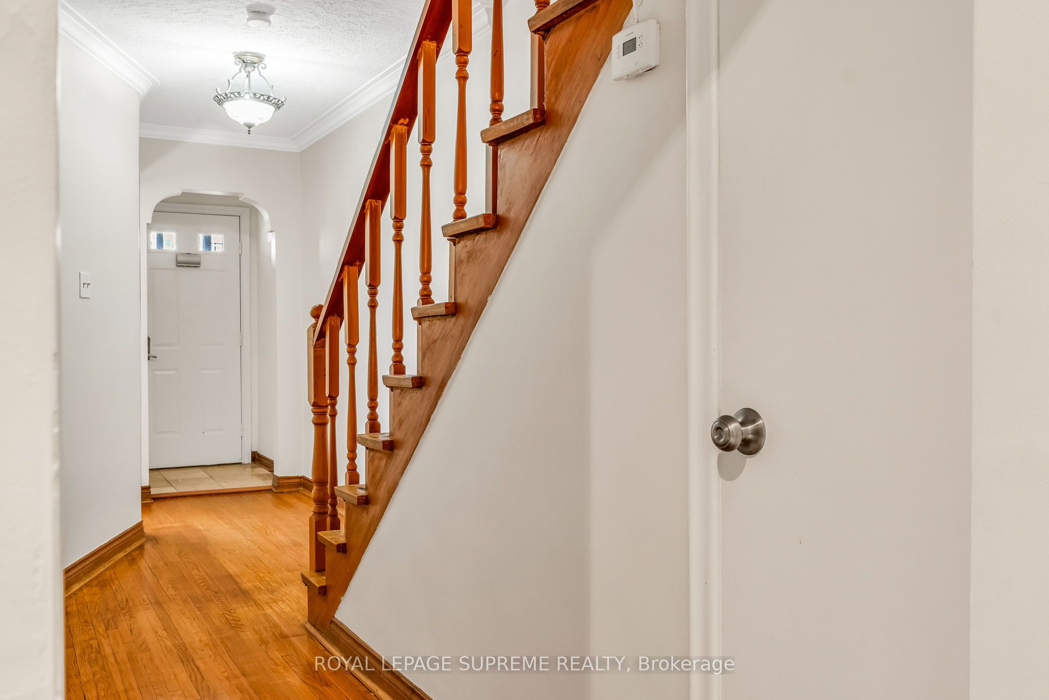 531 Silverthorn Avenue, Toronto, ON M6M 3H8