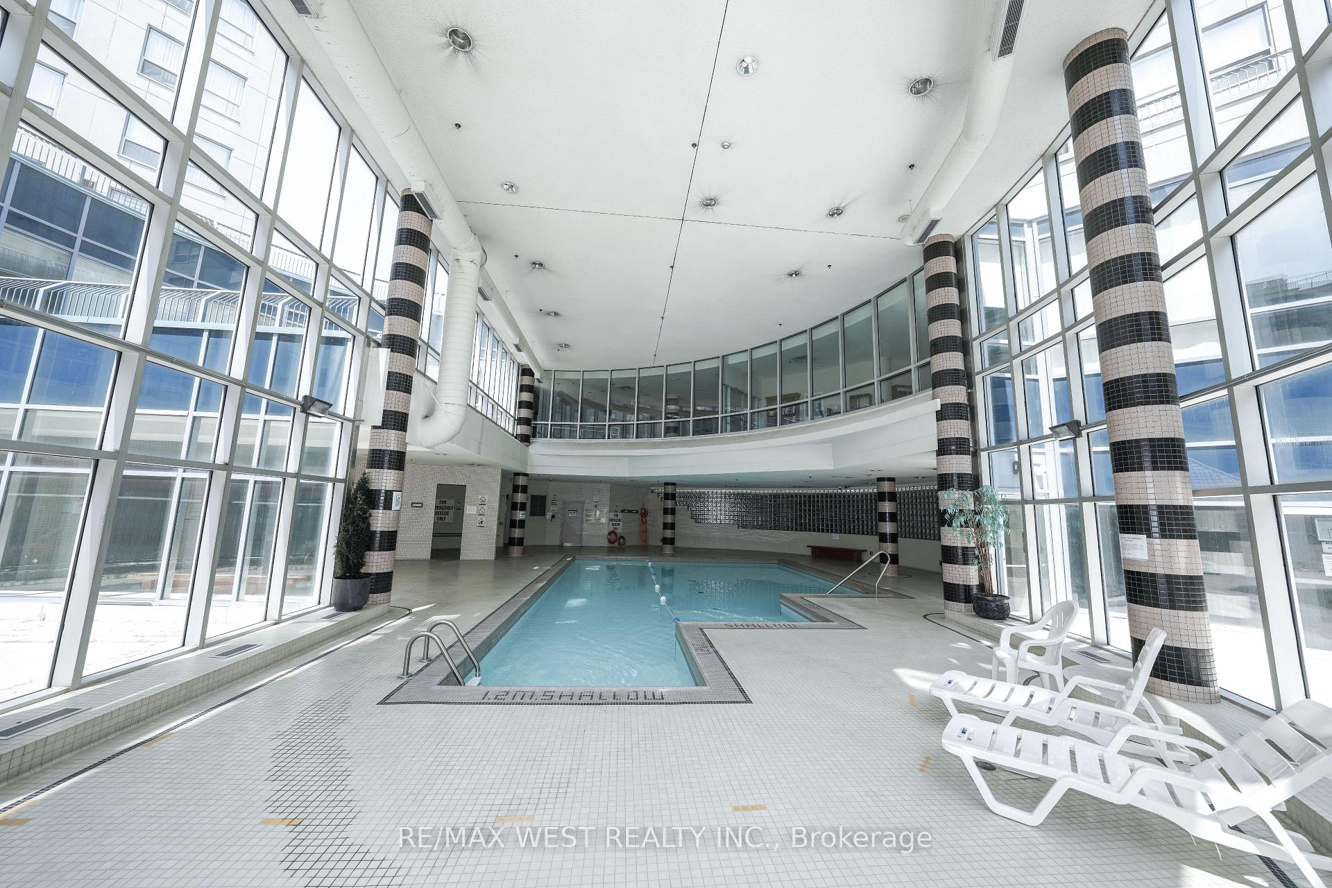 2 Bedrooms Condo at 1470 Midland, Toronto For sale