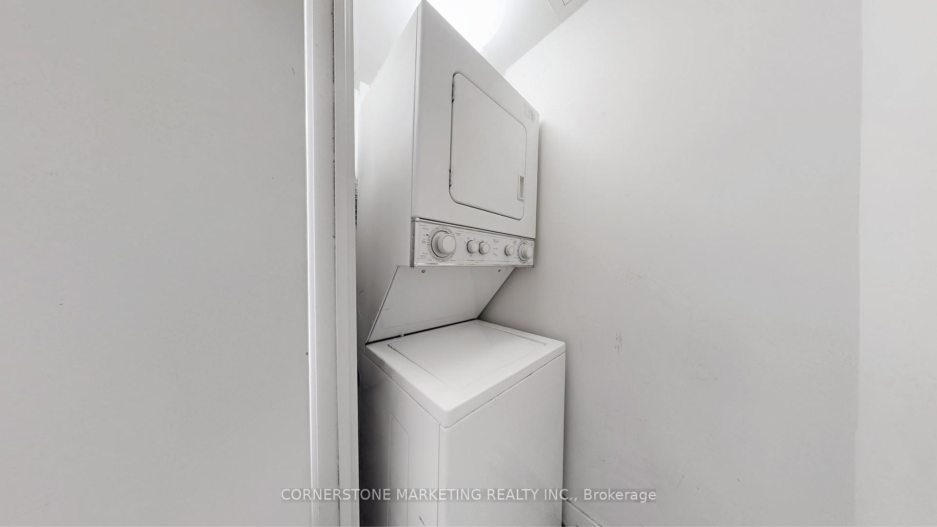 3 Bedrooms Condo at 81 Navy Wharf, Toronto For sale