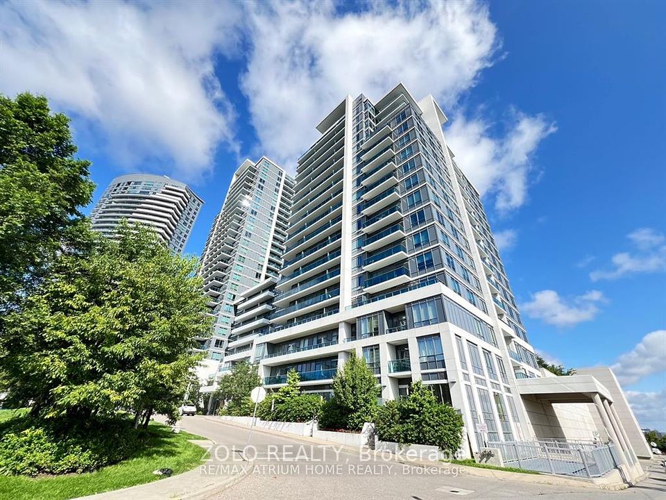 7165 Yonge