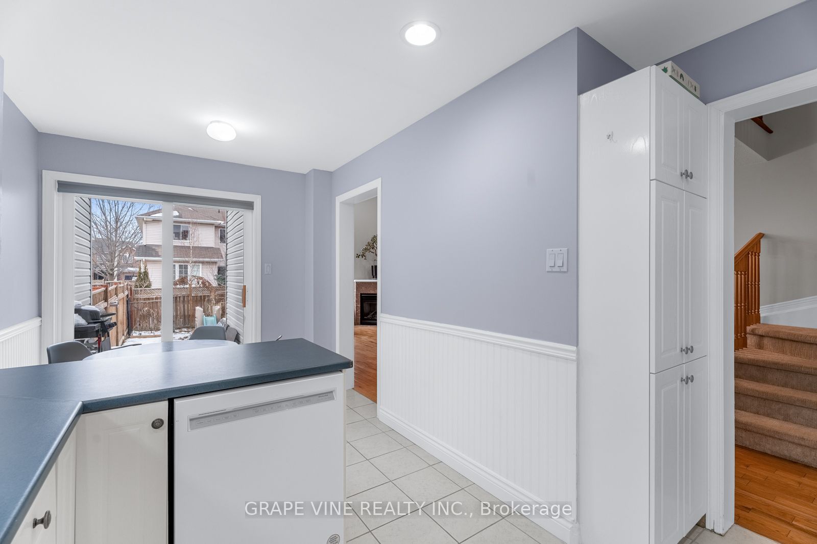 939 Lucille Way, OrleansCumberlandandArea, ON K4A 4H9