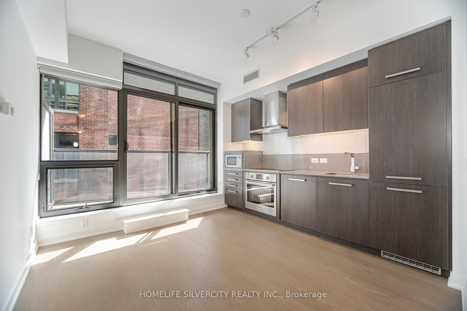 1 Bedroom Condo at 15 Beverley, Toronto For sale