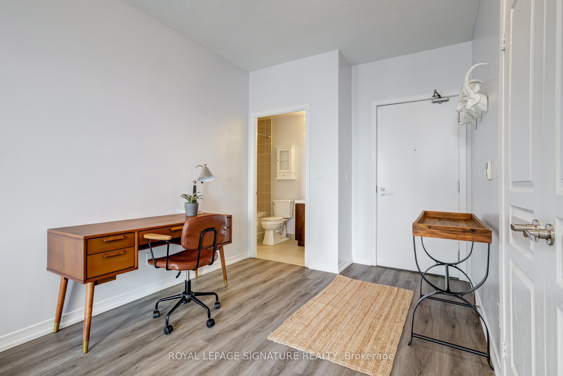 1 Bedroom Condo at 352 Front, Toronto For sale