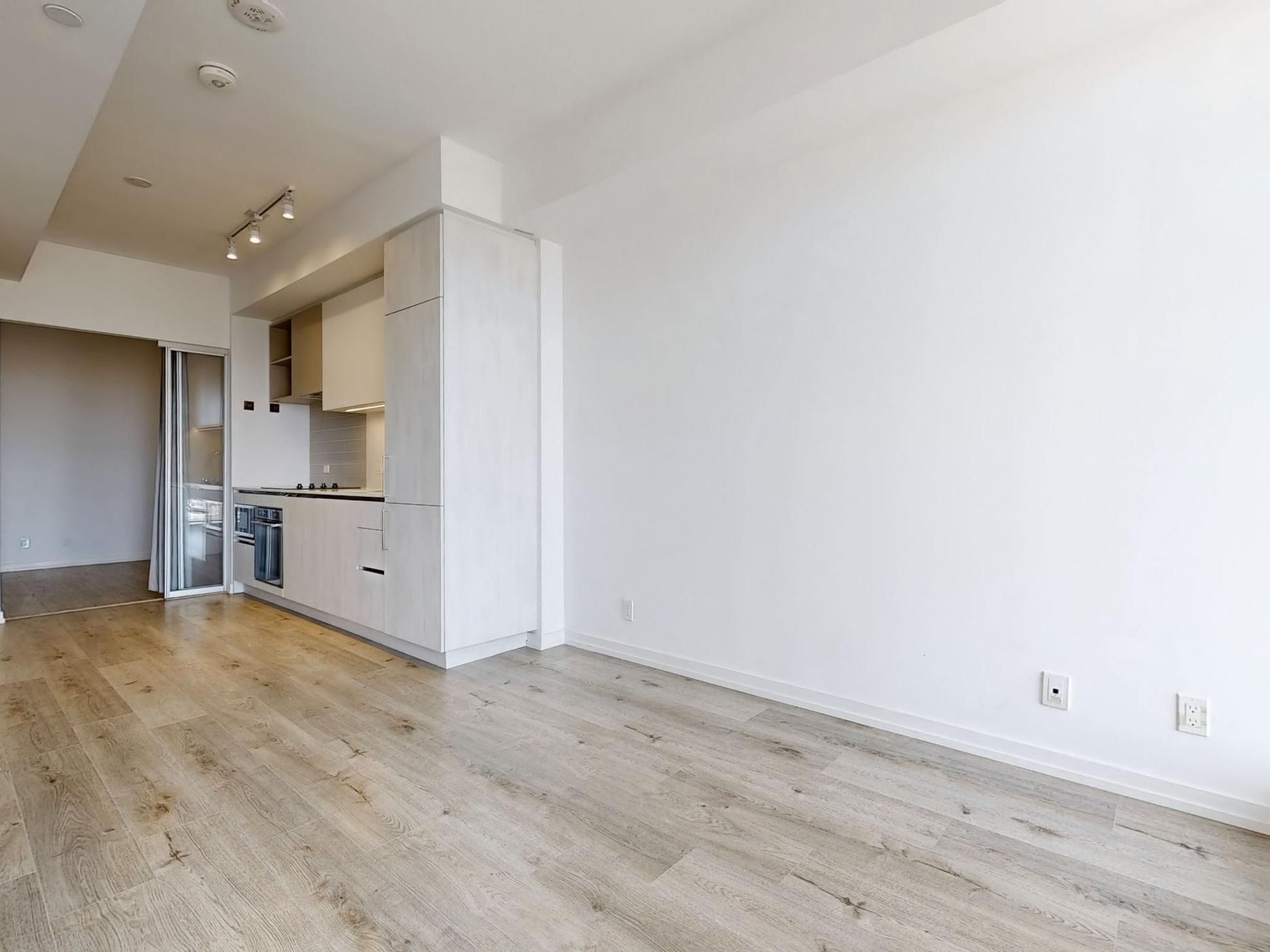 7890 Jane Street 3708
