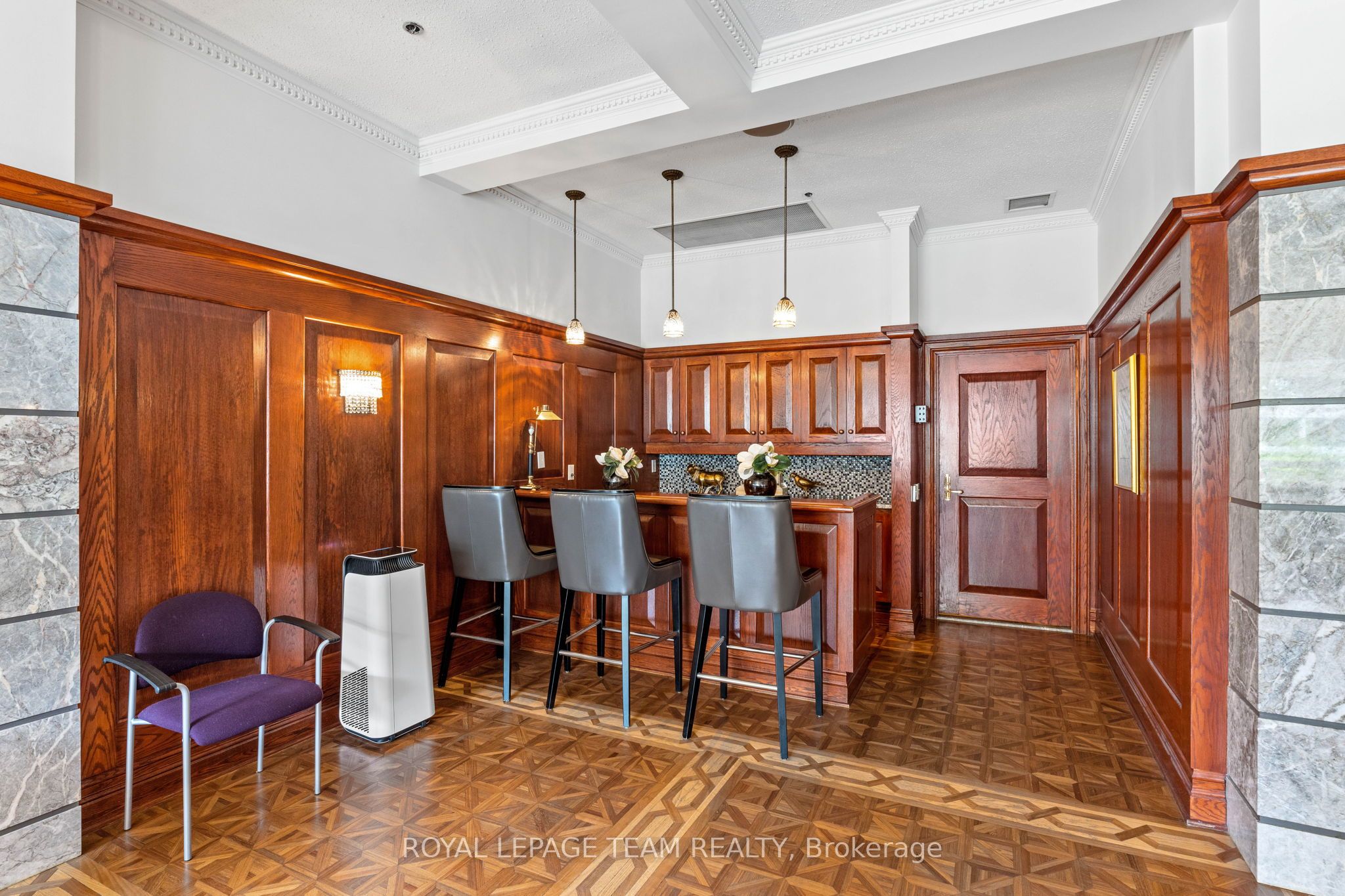 1480 Riverside Drive, #407