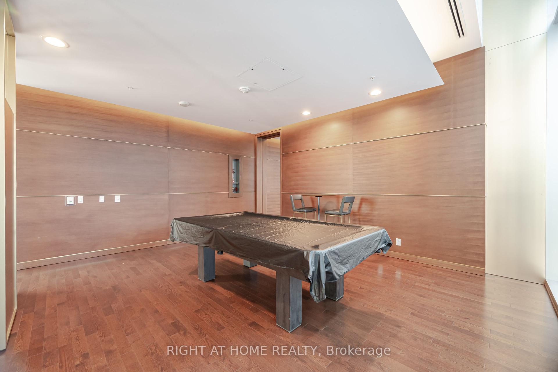 1 Bedroom Condo at 455 Front, Toronto For sale