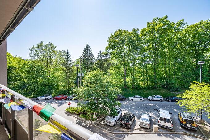 2 Bedrooms Condo at 1964 Main,  Hamilton For sale