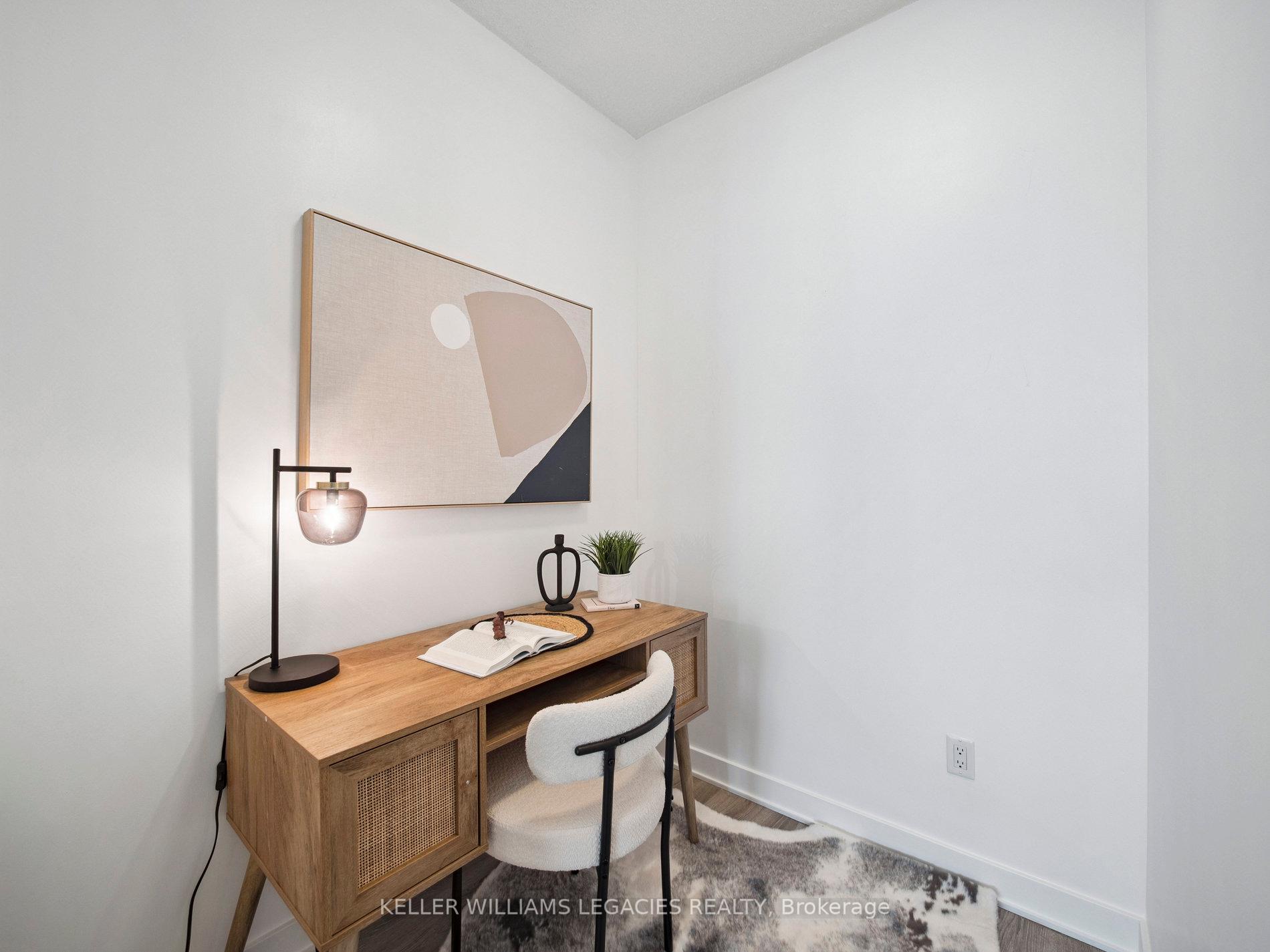 2 Bedrooms Condo at 29 Singer, Toronto For sale
