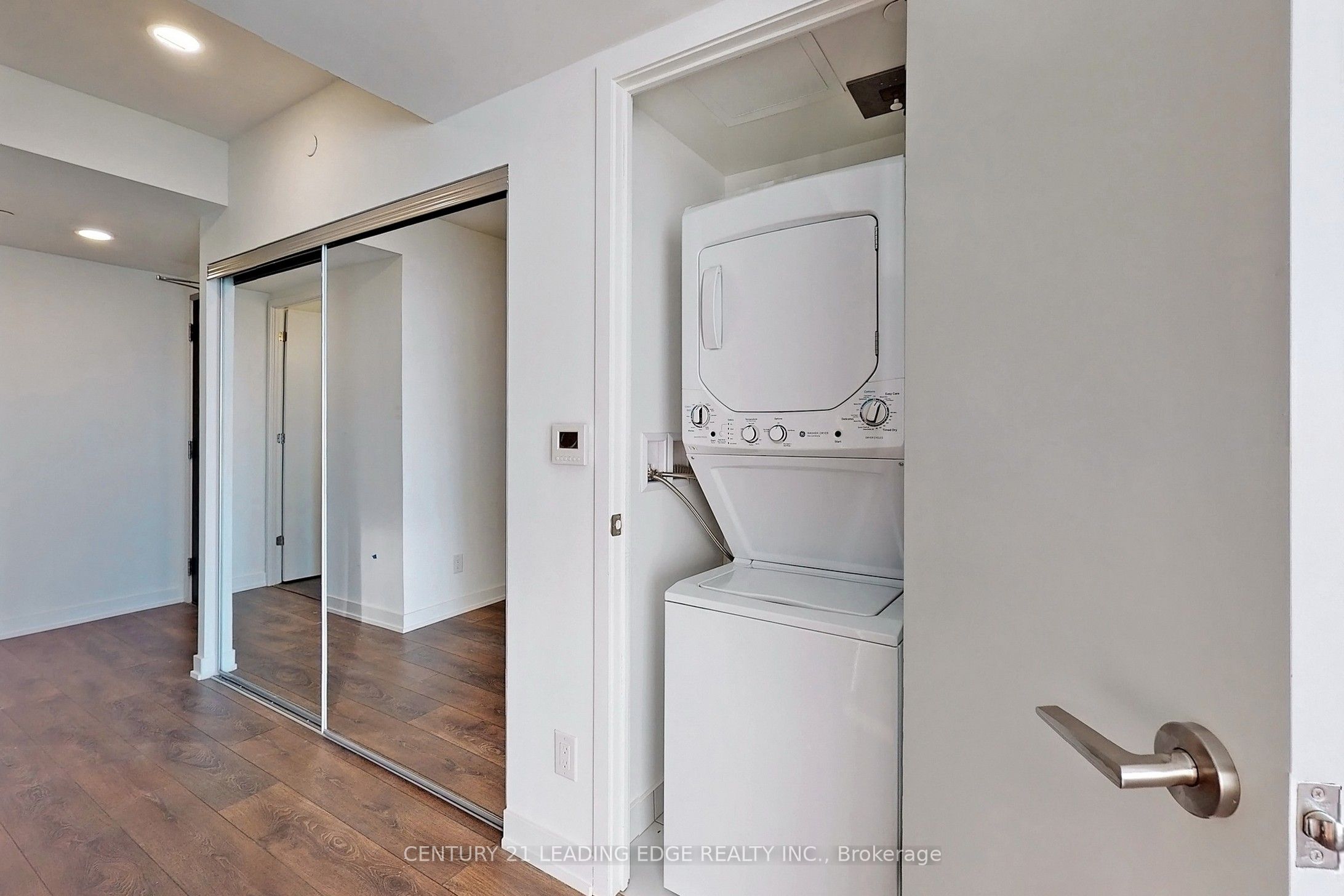 501 Yonge Street, #4413