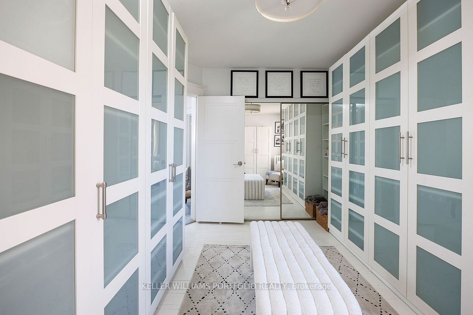 Walk-In Closet/2nd Bedroom