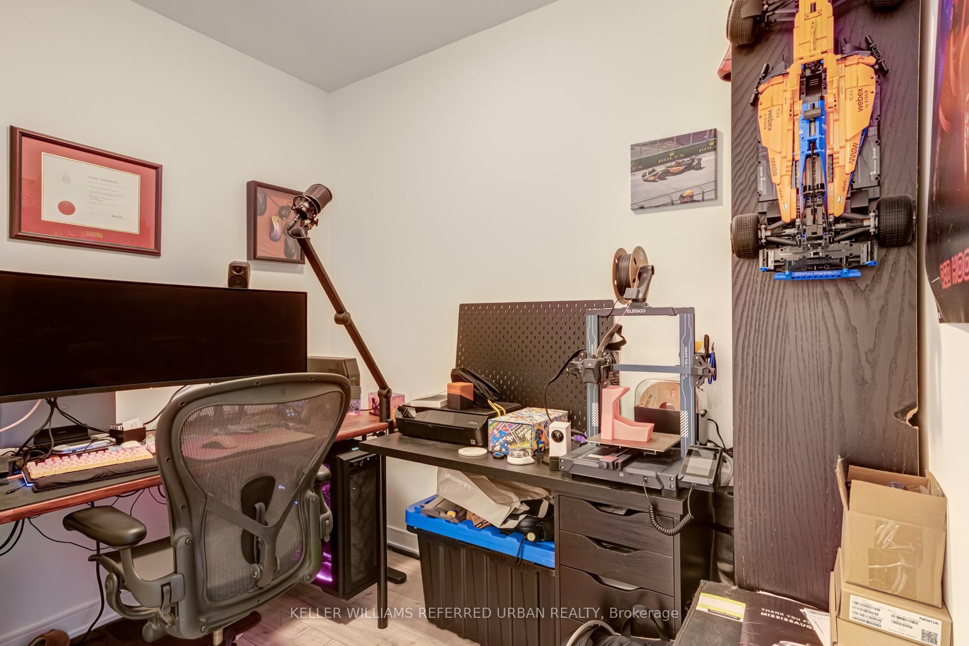 2 Bedrooms Condo at 30 Samuel Wood, Toronto For sale