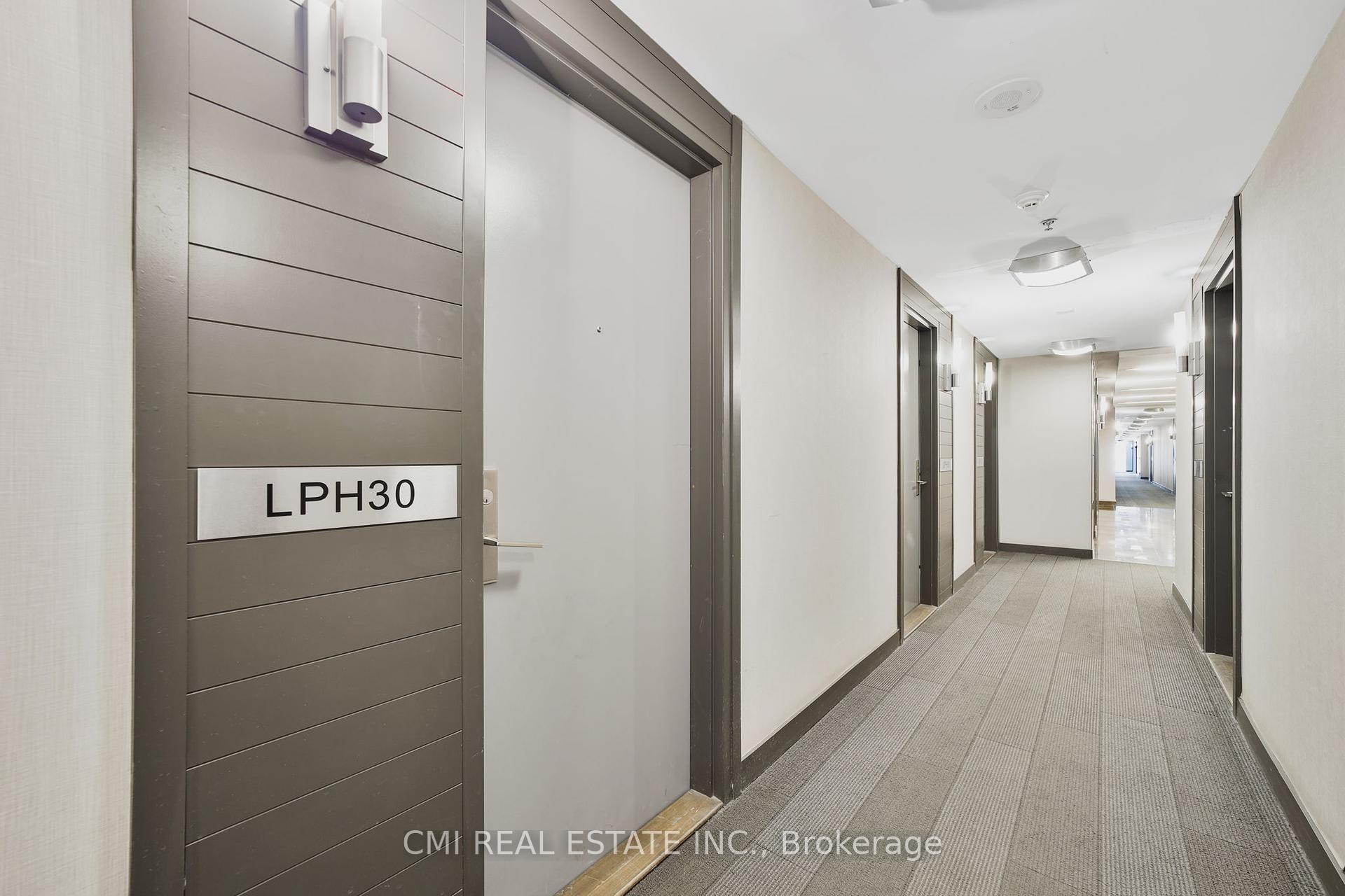 1 Bedroom Condo at 21 Nelson, Toronto For sale
