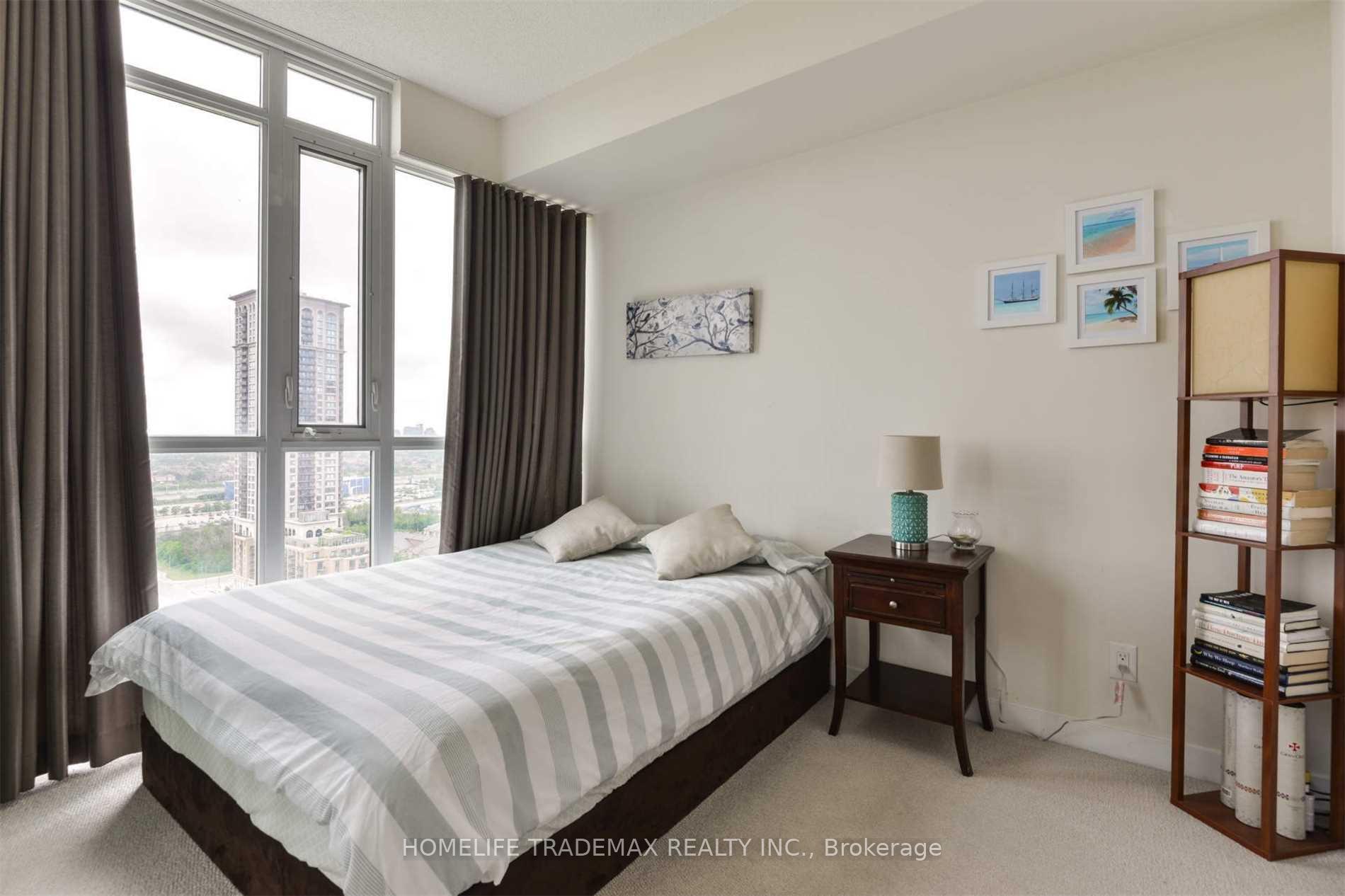 3 Bedrooms Condo at 4099 Brickstone, Mississauga For sale