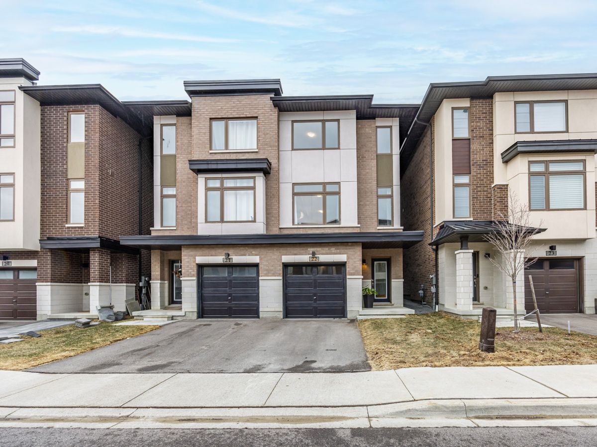 250 Finch Avenue 22