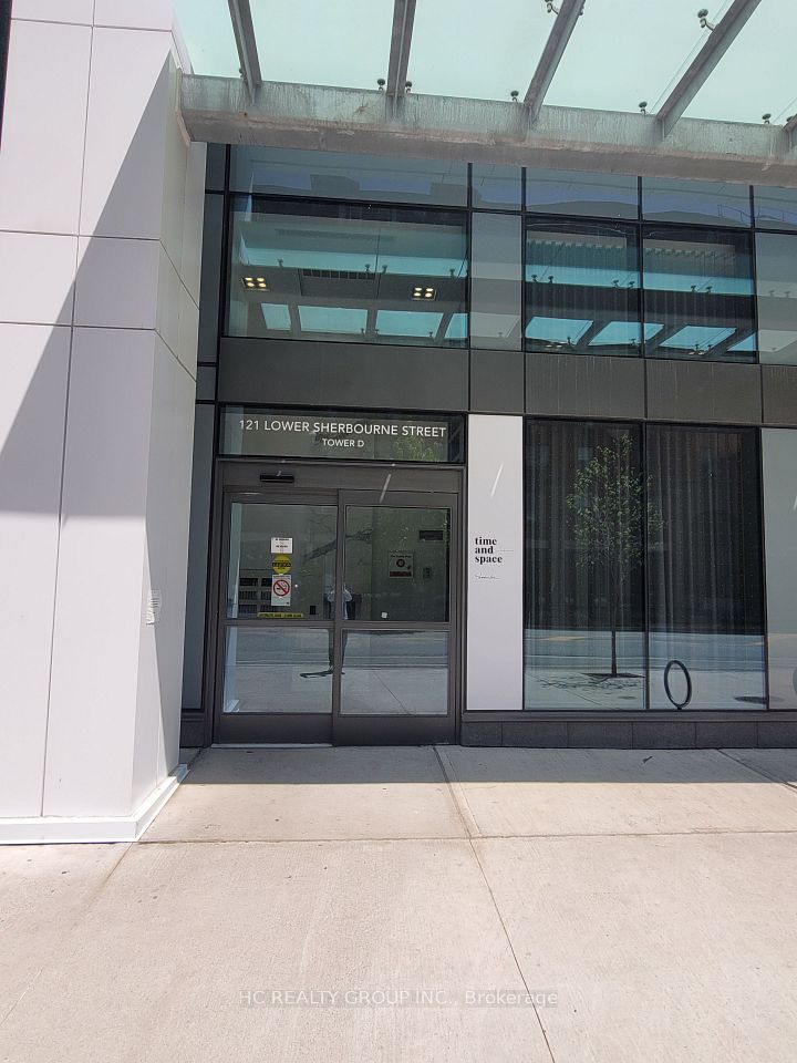 121 Lower Sherbourne