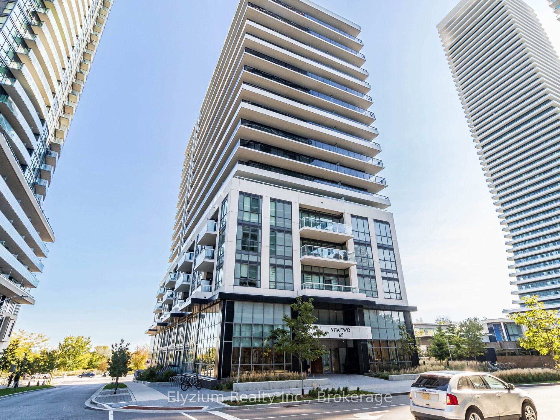 #702 – 65 Annie Craig Drive, Toronto, ON M8V 0A8