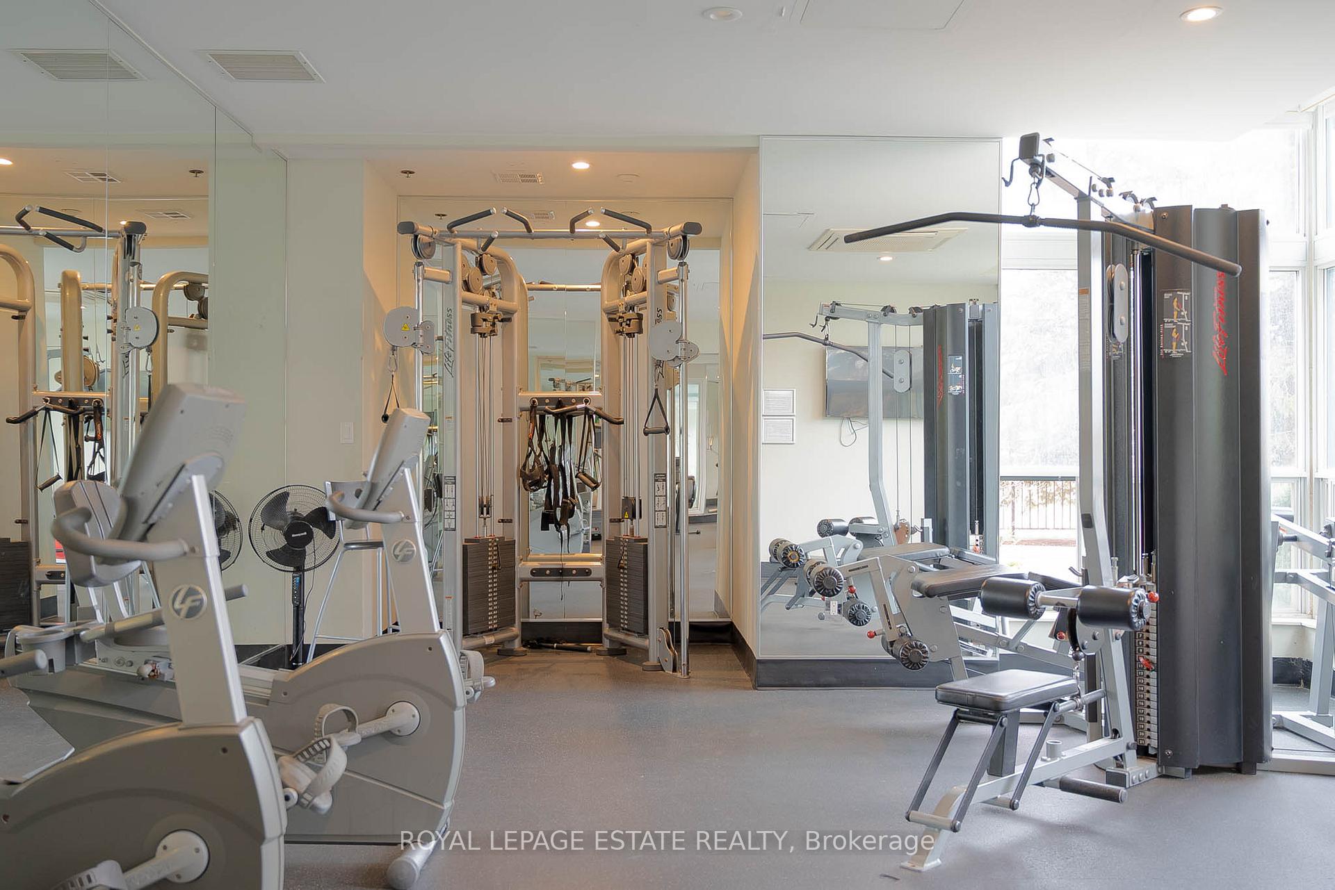 3 Bedrooms Condo at 23 Lorraine,  Toronto For sale