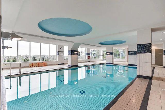 3 Bedrooms Condo at 4099 Brickstone, Mississauga For sale