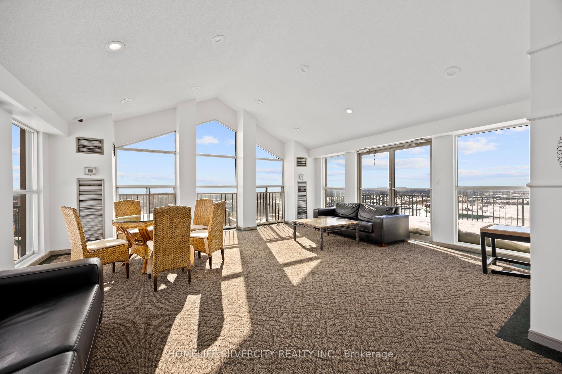 3 Bedrooms Condo at 145 Hillcrest, Mississauga For sale