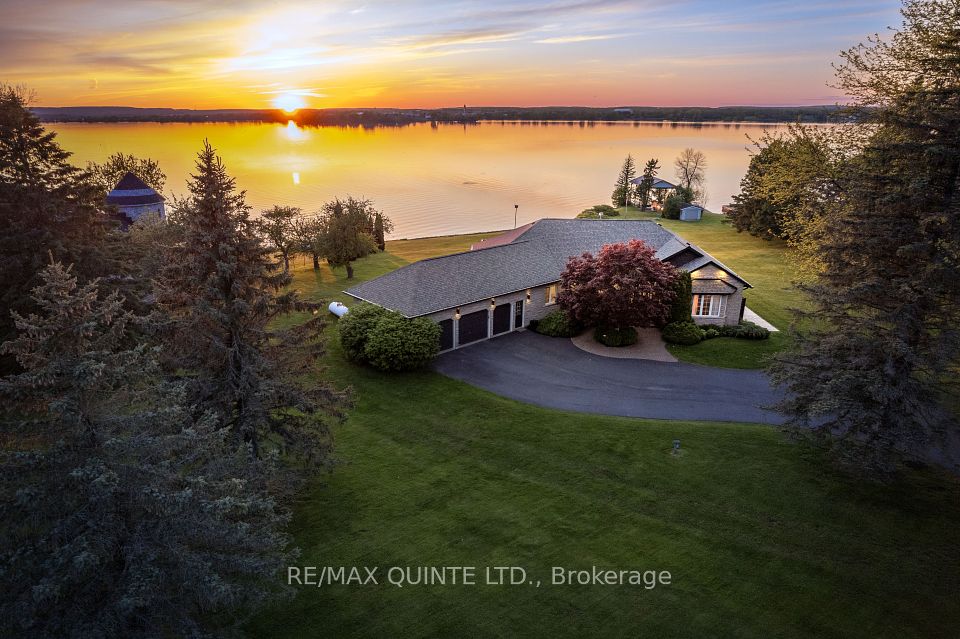 2400 County Rd 3, Prince Edward County, ON K0K 1L0