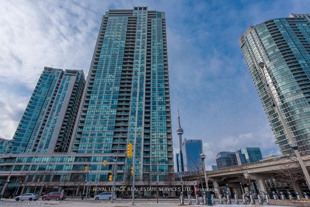 1 Bedroom Condo at 16 Yonge, Toronto For sale