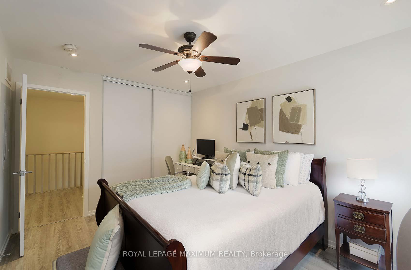 2 Bedrooms Condo at 26 Bruce,  Vaughan For sale