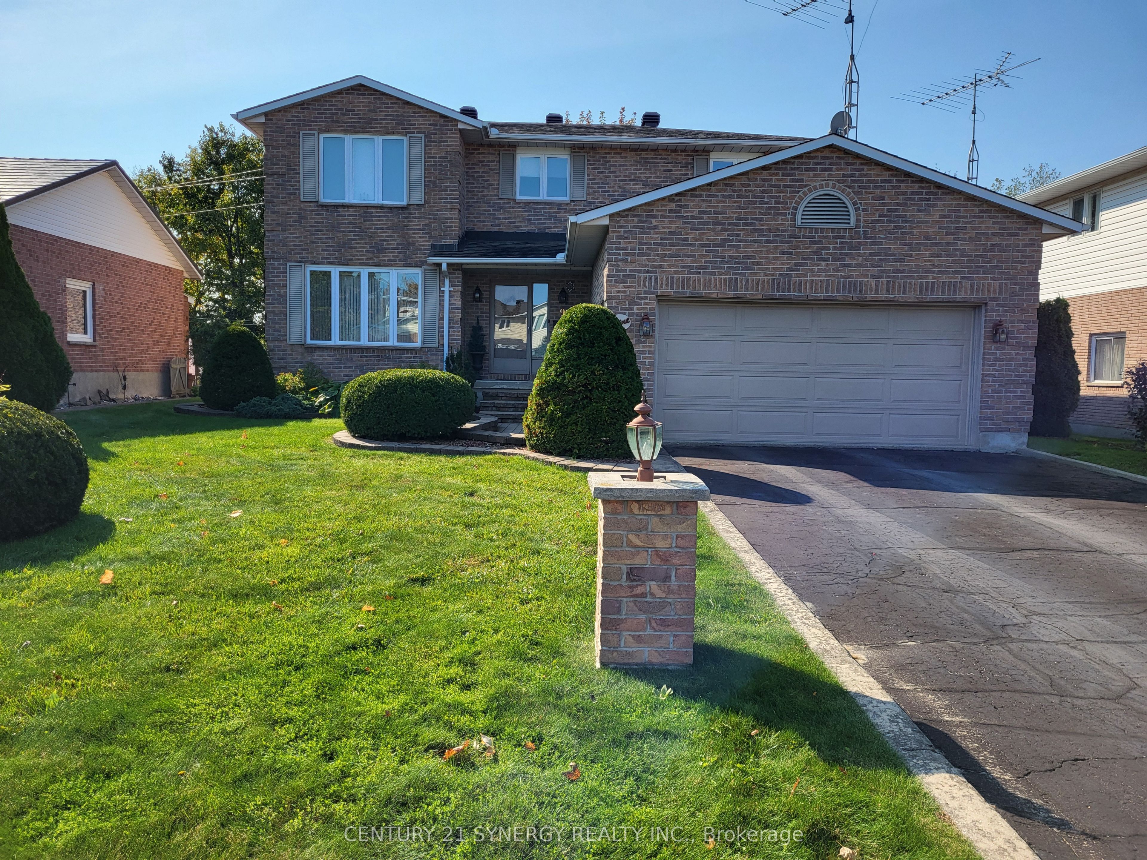 9 Davis Drive, Smiths Falls, ON K7A 5G7