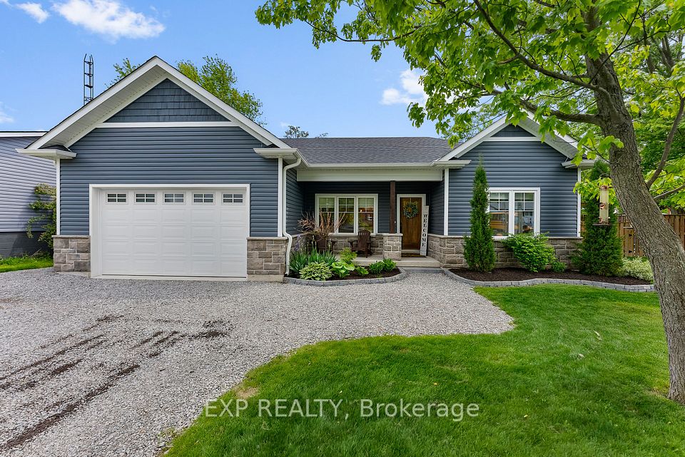 33 Oswego Park