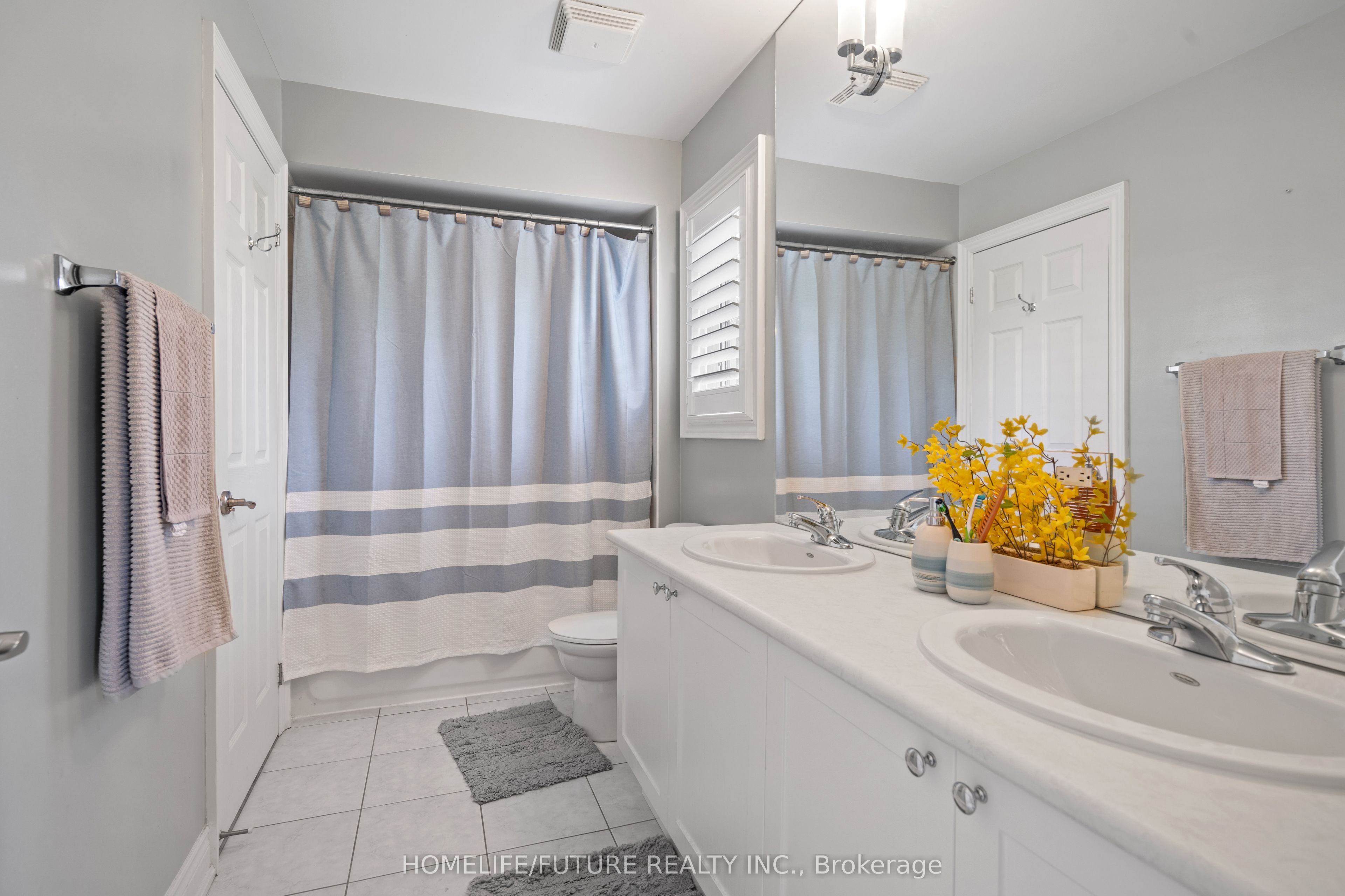 35 Bellhouse Place, Whitby Brooklin