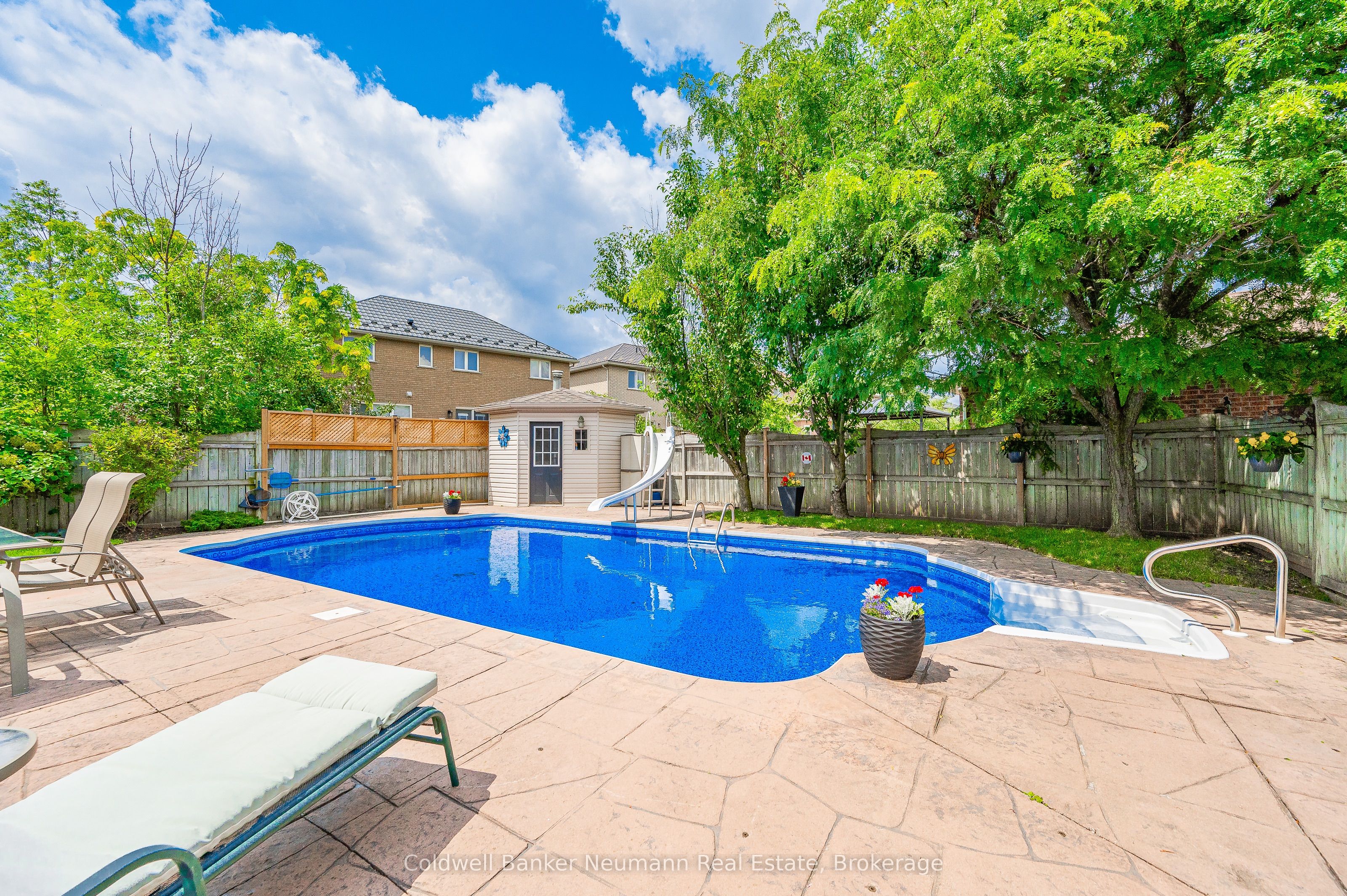 29 Lois Lane, Guelph, ON N1K 1W5